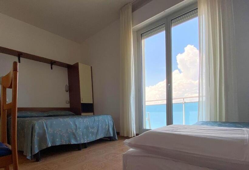 Quarto Estandar, Sayonara