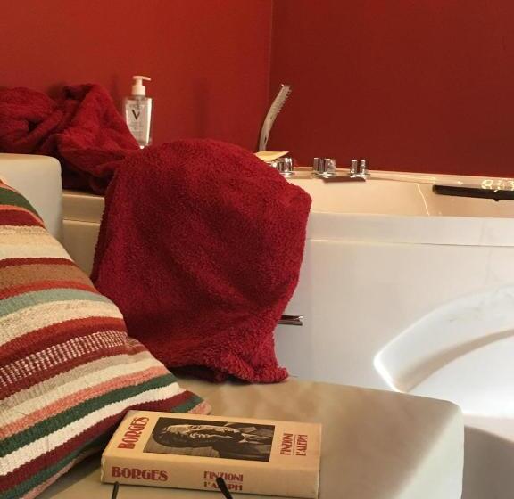 标准间带漩涡浴缸, Locanda Sette Fate Spa E Solarium