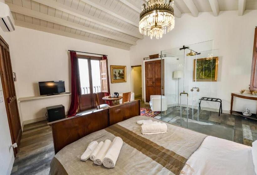 带阳台的豪华间, Locanda Sette Fate Spa E Solarium