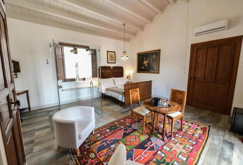 带阳台的豪华间, Locanda Sette Fate Spa E Solarium