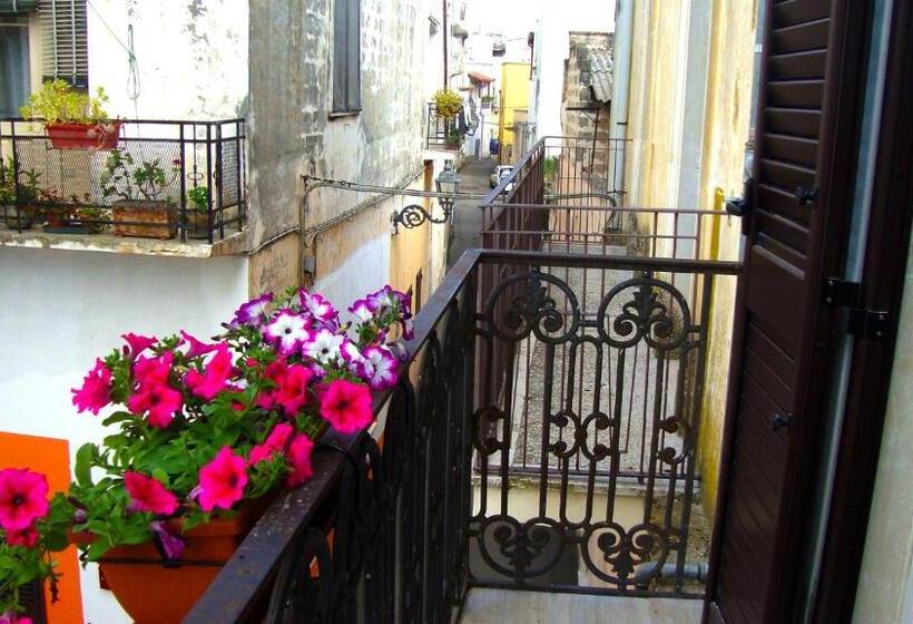 발코니 디럭스 룸, Residenza Santa Lucia B&b