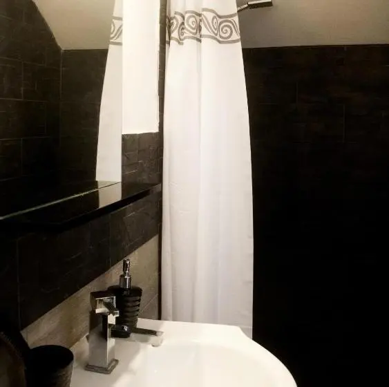 １ベッドルームペントハウスアパート, Residenza Santa Lucia B&b