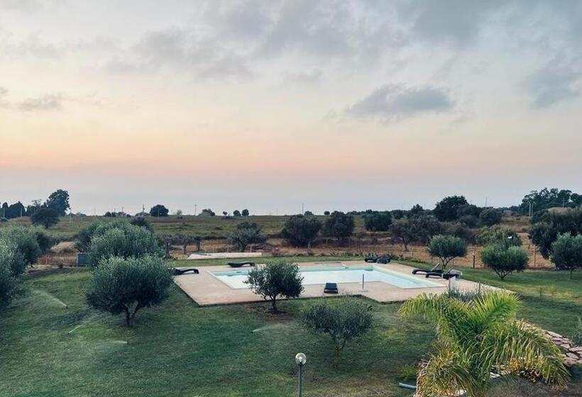 Семейный Номер Вид на Море, B&b Casale Pietrantica Tropea