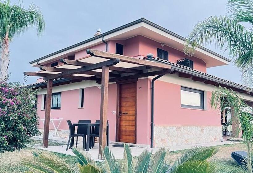 شقة غرفة واحدة مطلة على حمام السباحة, B&b Casale Pietrantica Tropea