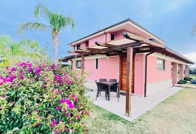 Апартаменты 1 Спальня Вид на Бассейн, B&b Casale Pietrantica Tropea