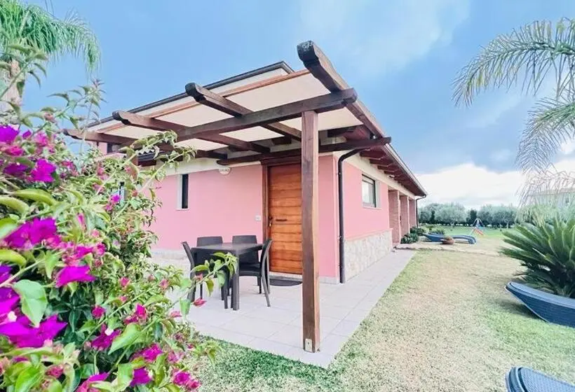 آپارتمان 1 خوابه با چشم‌انداز استخر, B&b Casale Pietrantica Tropea
