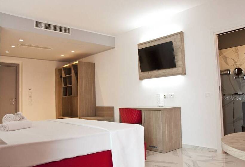 جناح جونيور مطلّ علي البحر, Ambruosi Village Resort & Spa