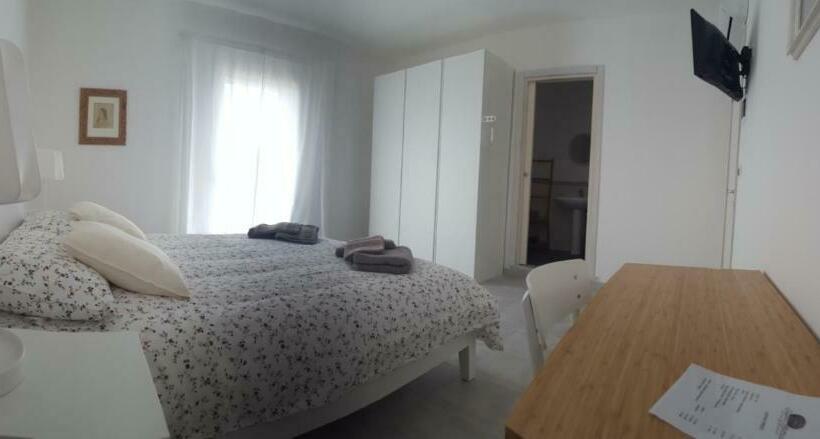 带露台的高档房间, B&b Sogno Salentino