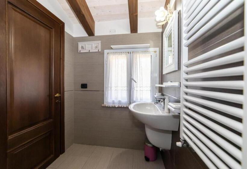 标准间带山景, Il Viaggio