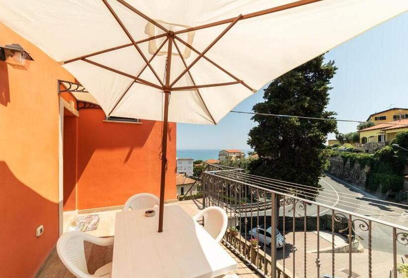 标准间带山景, Il Viaggio