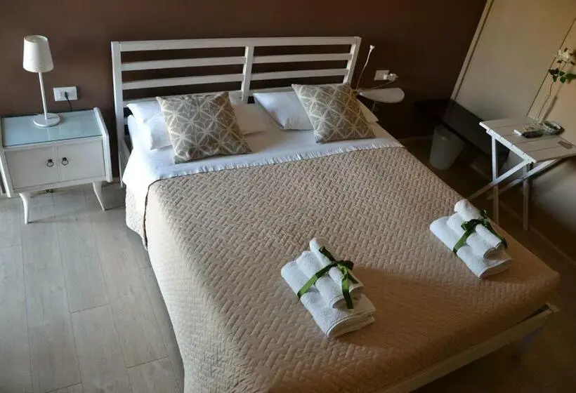 Chambre Standard avec Balcon, La Combriccola