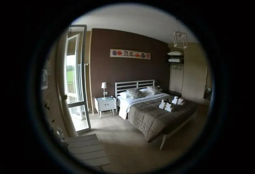 Chambre Standard avec Balcon, La Combriccola