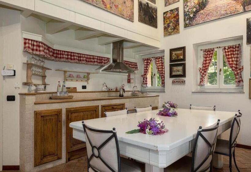 1 Bedroom Apartment Lake View, La Cucchetta