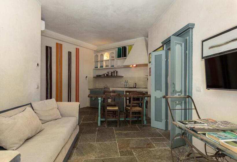 דירת חדר, La Cucchetta