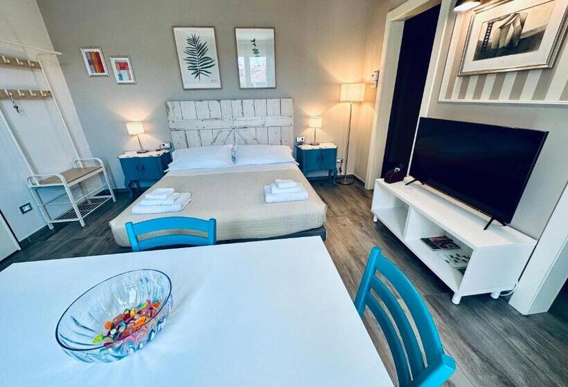 غرفة عائلية, Alcivico3