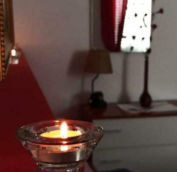 豪华三人间, B&b Omer