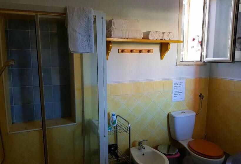 スタンダードトリプルルーム, B&b Welcome