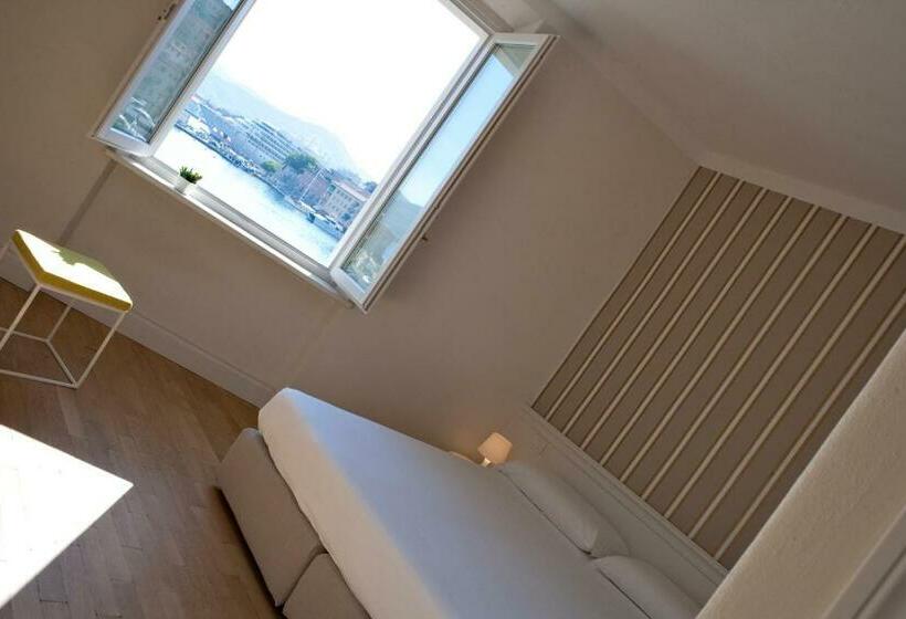 带海景的标准房, Porto Sole Rooms