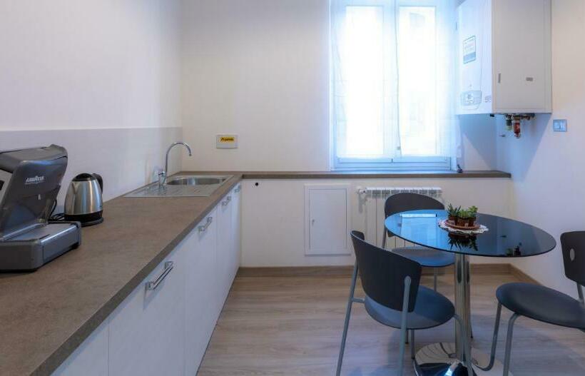 اتاق استاندارد, A&g Affittacamere