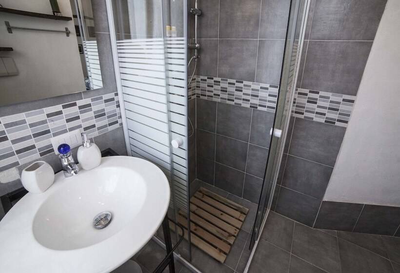 חדר סטנדרט, Ritratto Sul Lago