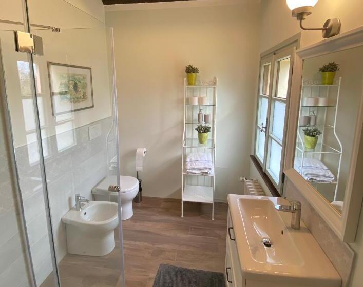 חדר סטנדרט, Fiori Di Maggio