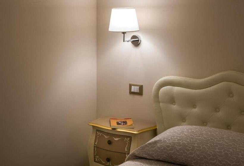 إستديو عائلى, Palazzo Bove