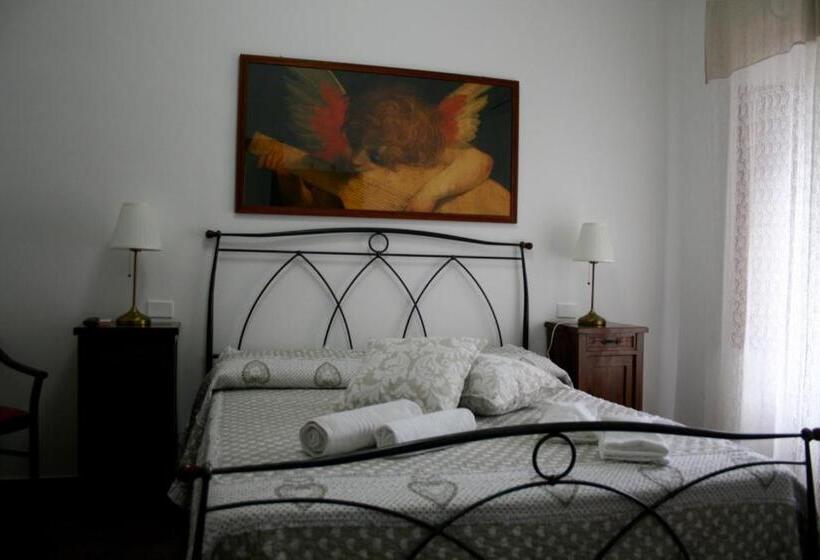 اتاق خانوادگی, Petralava Etna B&b