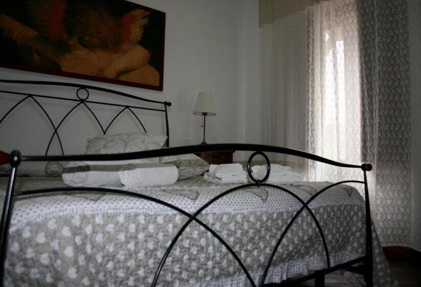 اتاق خانوادگی, Petralava Etna B&b