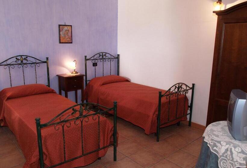 חדר סטנדרט לשלושה, B&b Aira Te Finu