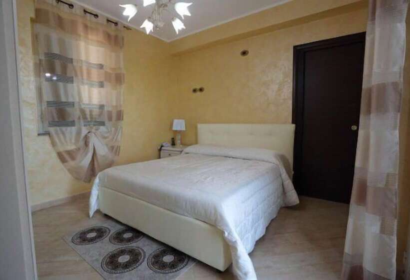 غرفة قياسية رباعية, Villa Etna Sea