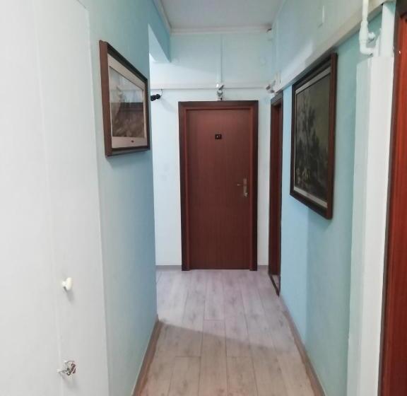 غرفة قياسية, Giordana