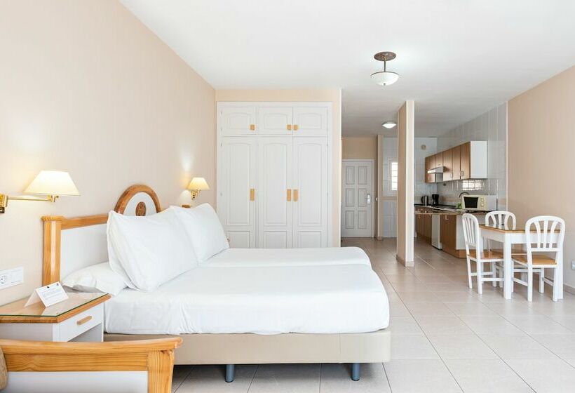 חדר סטודיו סטנדרד, El Duque