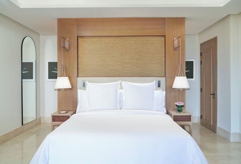 جناح مزود بحمام سباحة, Four Seasons Resort Sharm El Sheikh