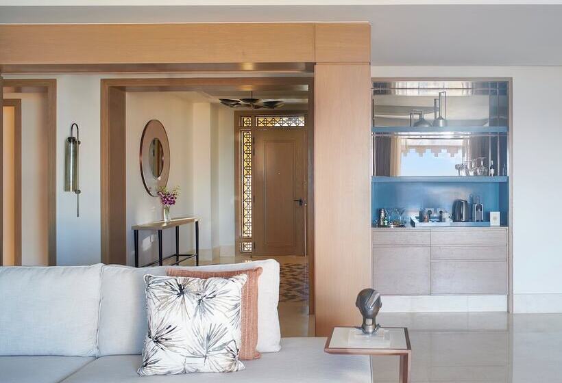 جناح مزود بحمام سباحة, Four Seasons Resort Sharm El Sheikh