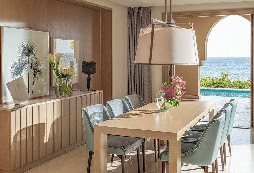 جناح مزود بحمام سباحة, Four Seasons Resort Sharm El Sheikh