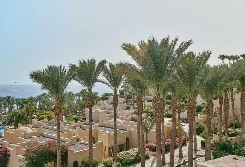 キングサイズベッドのスーペリアルーム, Four Seasons Resort Sharm El Sheikh