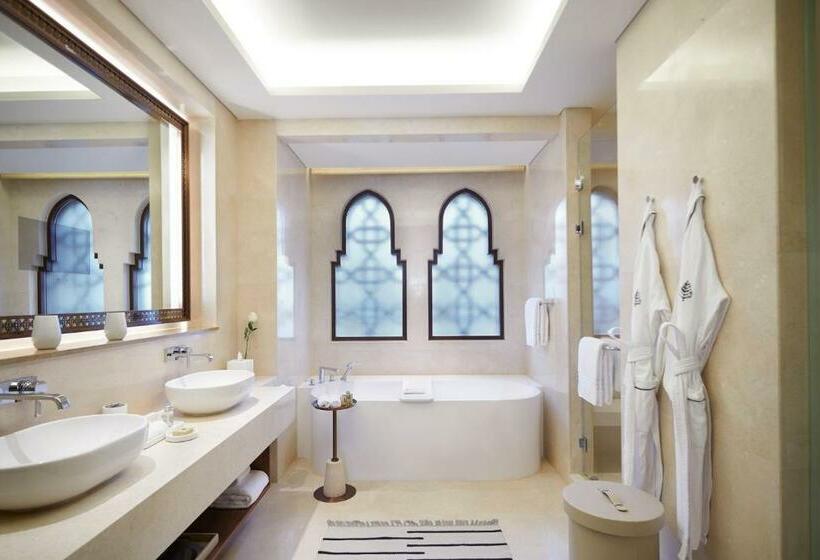 غرفة بريميوم مطلّة علي البحر, Four Seasons Resort Sharm El Sheikh