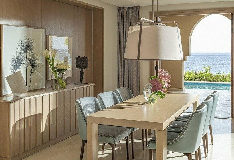 جناح مزود بحمام سباحة, Four Seasons Resort Sharm El Sheikh