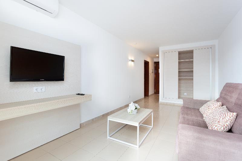 דירת חדר, Globales Tamaimo Tropical