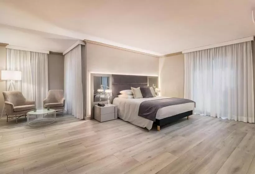 سوییت اجرایی, Boutique Hotel B51