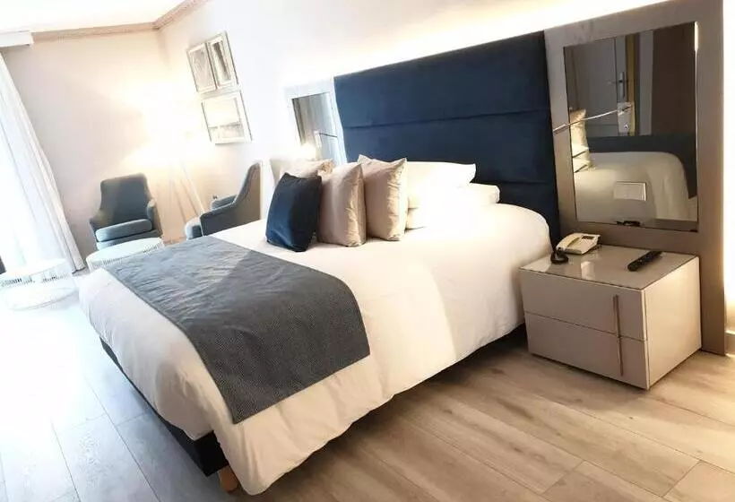 سوییت سوپریور, Boutique Hotel B51