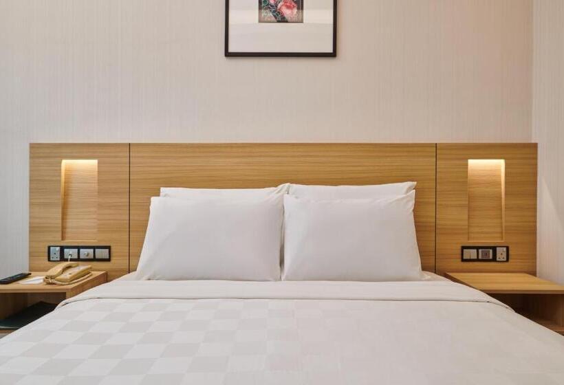Standard Quadruple Room, Cititel Mid Valley