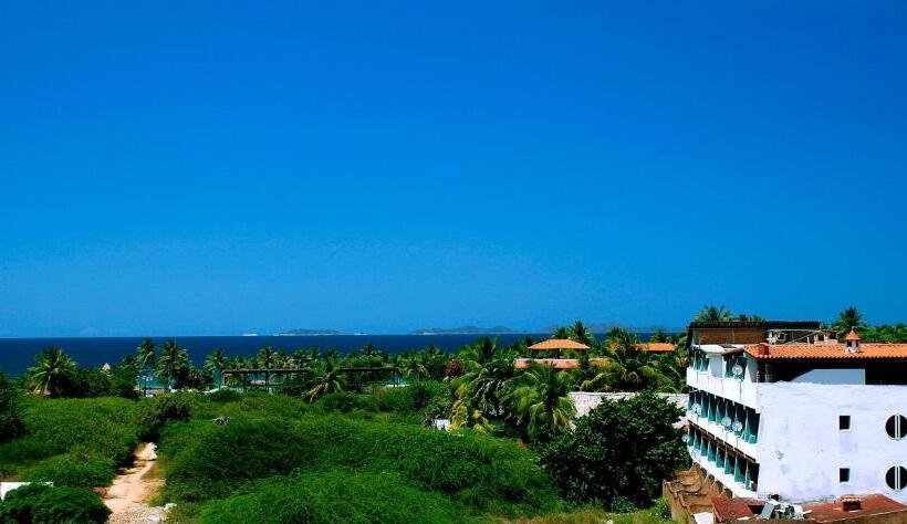 اتاق لوکس با چشم‌انداز دریا, Costa Linda Beach