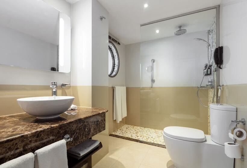 اتاق استاندارد, Crowne Plaza Muscat, An Ihg