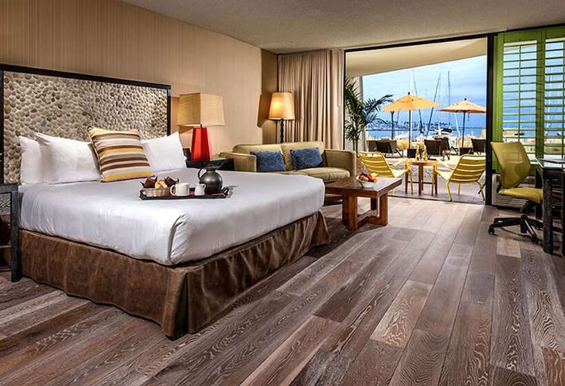 带观景的豪华间, Maya   A Doubletree By Hilton