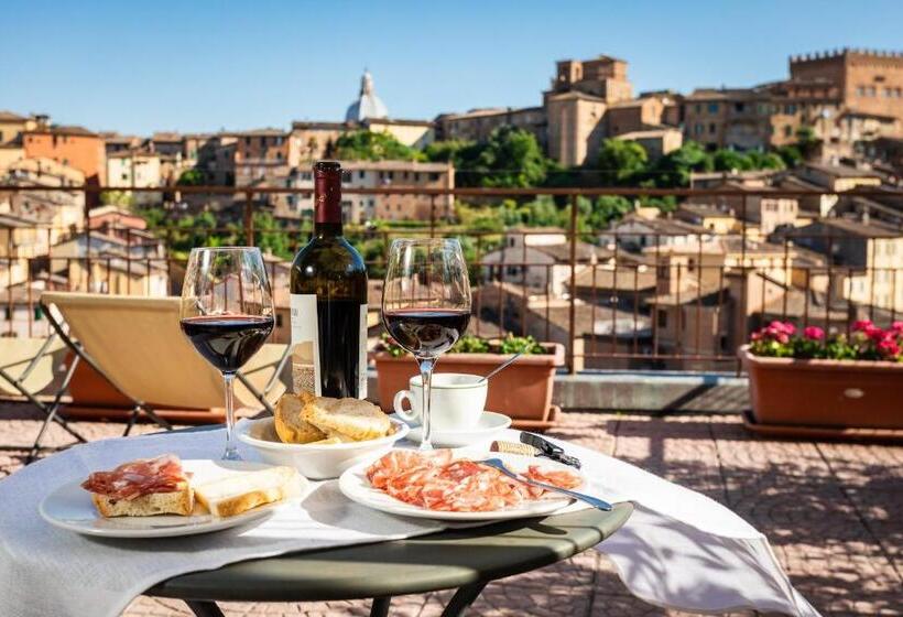 Chambre Supérieure Vue Ville, Minerva