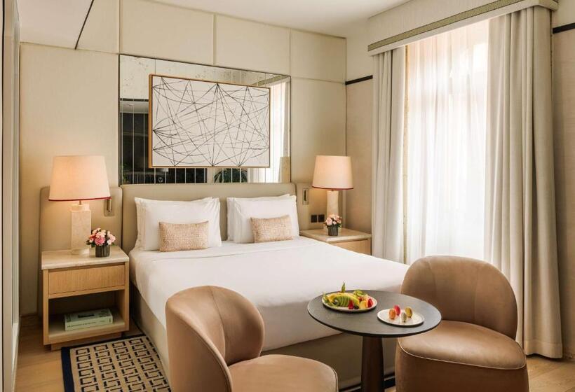 اتاق استاندارد با تخت بزرگ, Park Hyatt Milano