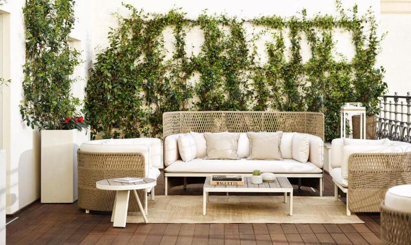 Suite with Terrace, Park Hyatt Milano