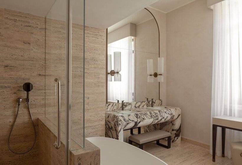 سوییت جونیور, Park Hyatt Milano