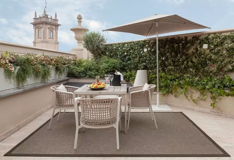 Suite with Terrace, Park Hyatt Milano